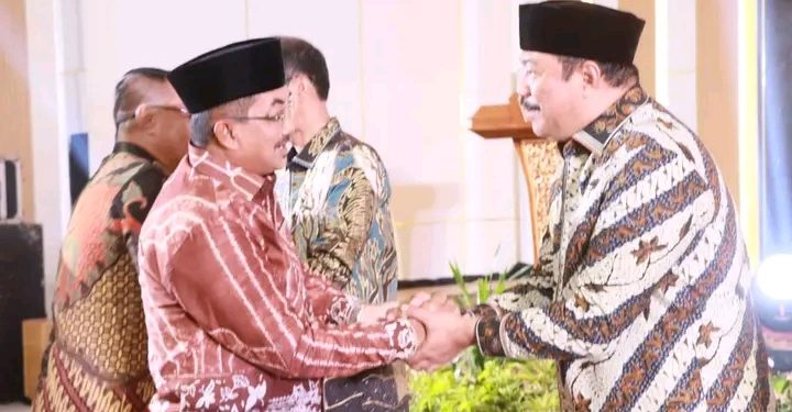 Bupati UAS Hadiri Pisah Sambut Kepala Kejaksaan Tinggi Jambi
