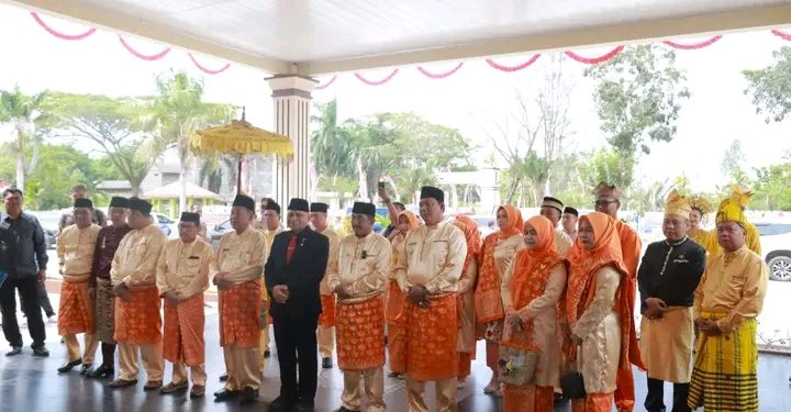 Bupati dan Wakil Bupati Hadiri Rapat Paripurna Istimewa Peringatan Hari Jadi Kabupaten Tanjab Barat ke-59