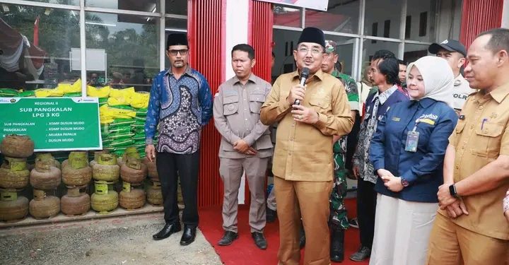 Bupati UAS Resmikan Koperasi Desa Merah Putih Pertama di Dusun Mudo